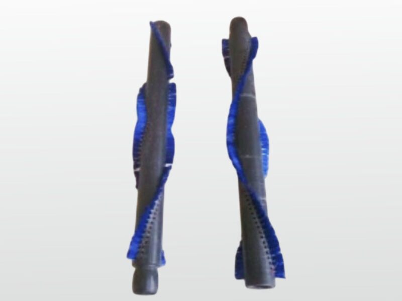 Round brush for carpets